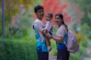 BIB: 
                            <button type="button" onclick="openModal(18890033)" class="btn btn-primary btn-sm float-right btn-popup" data-toggle="modal" data-target=".modal-high-quality">
                        <i class="fas fa-shopping-cart"></i> Add to Cart
                    </button>
                                            <button type="button" onclick="isThisMe(18890033, true)" class="btn btn-success btn-sm float-right btn-popup btn-isme hidden" data-toggle="tooltip" data-placement="bottom" title="นี่คือรูปของคุณใช่ไหม คลิกที่นี่เพื่อเอาเข้าอัลบั้ม">
                        <i class="fas fa-plus"></i> Add to album
                    </button>
                    <button type="button" onclick="isThisMe(18890033, false)" class="btn btn-warning btn-sm float-right btn-popup btn-isnotme hidden">
                        <i class="fas fa-ban"></i> Remove from album
                    </button>